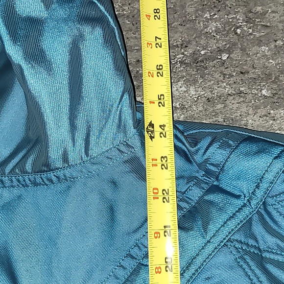 Vintage. DESCENTE. Ski & Snowboard Jacket. Never-worn. Men's Large/XL - Picture 10 of 16